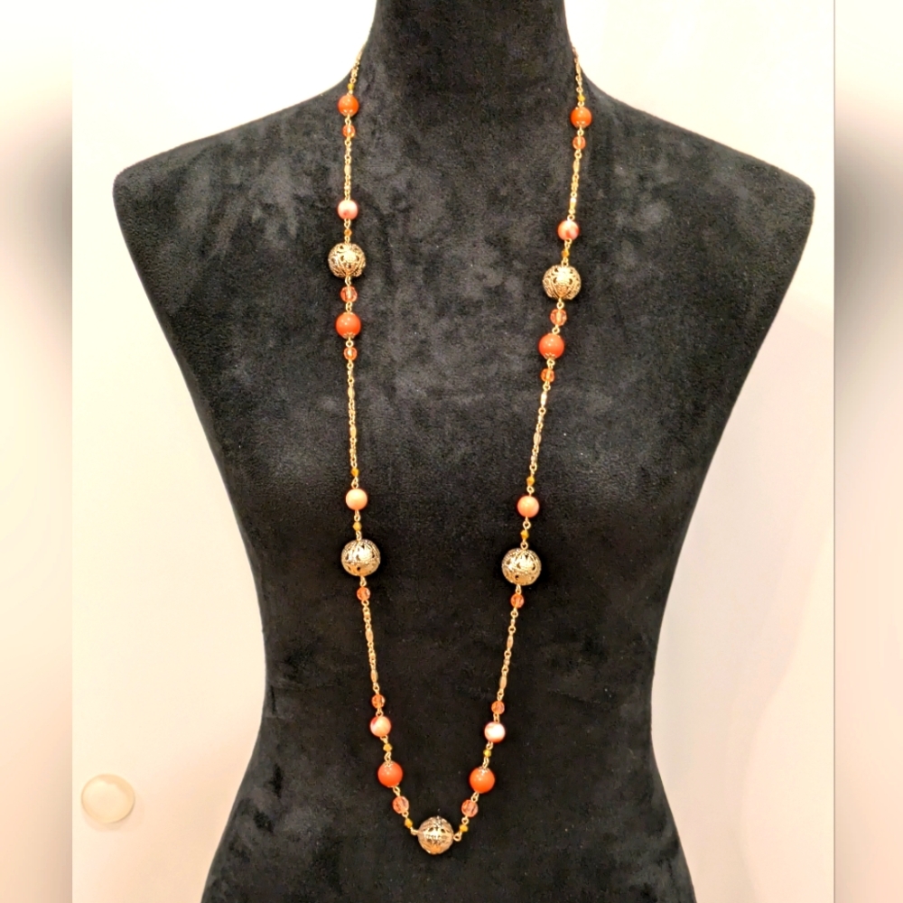 Elegant Set Of 6 Necklaces